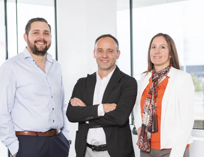 Falcon - Maikel Broekx - Bart Dessent - Inge Vrancken